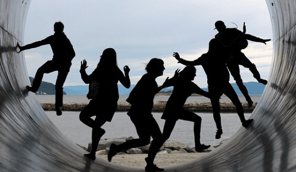 十二星座出生日期全解析：你的星座何时降临人间？